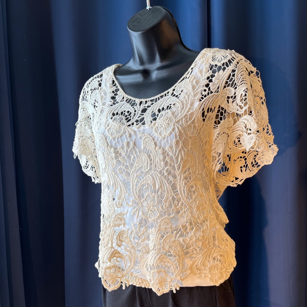 Cotton Lace Top by TeenBell. One size